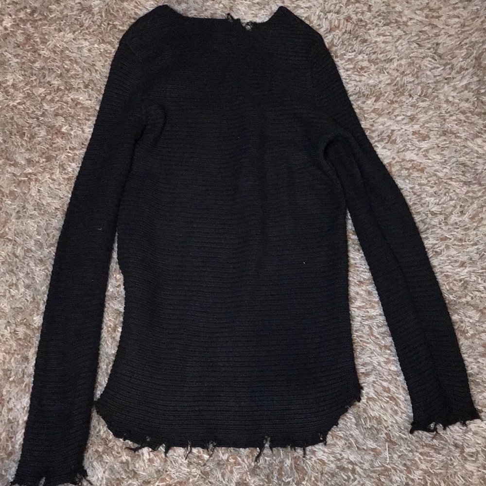 RtA knit sweater - Picture 9 of 10